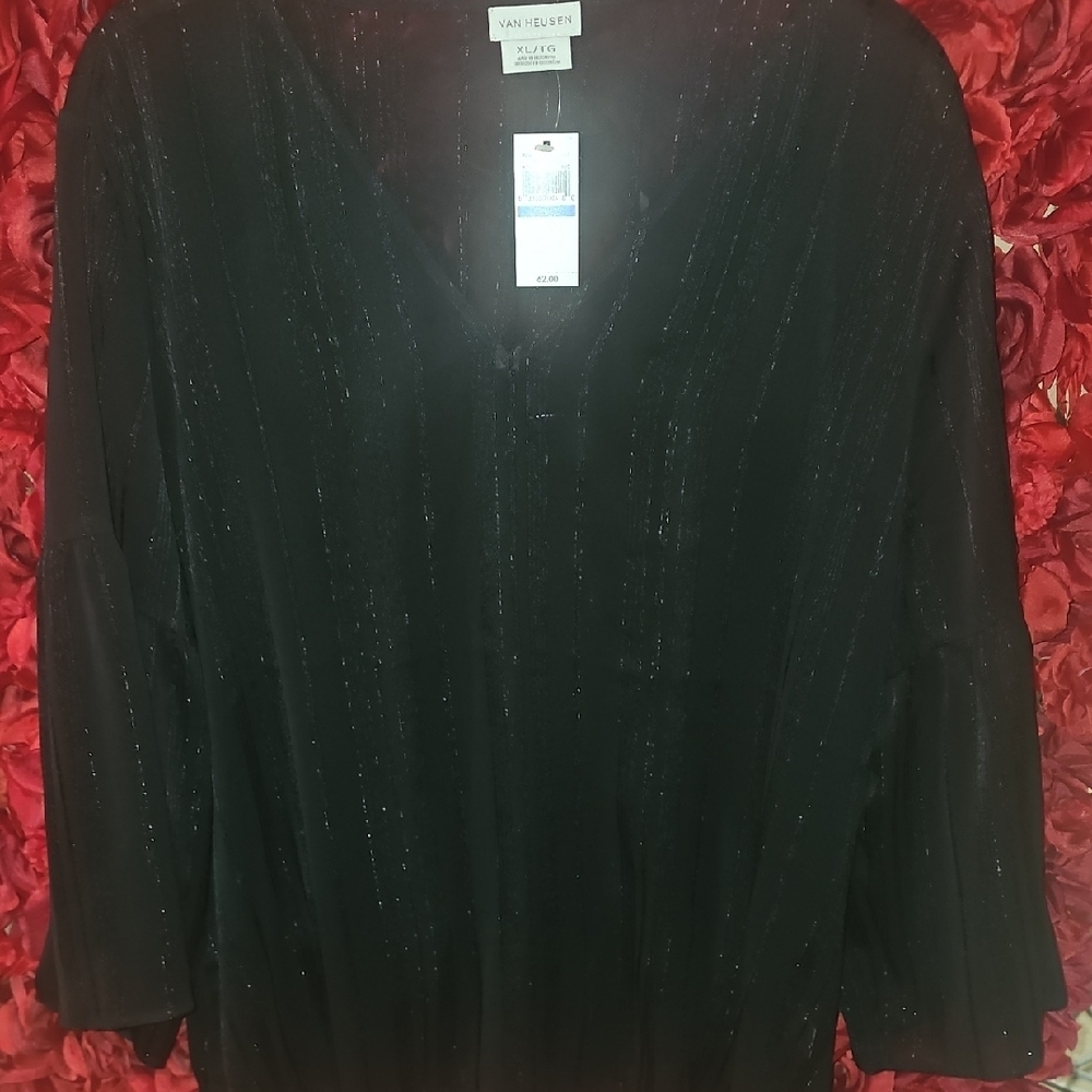 Van Heusen NWT Women's Black Sheer Flowy Blouse Wide Sleeves Size Xlarge